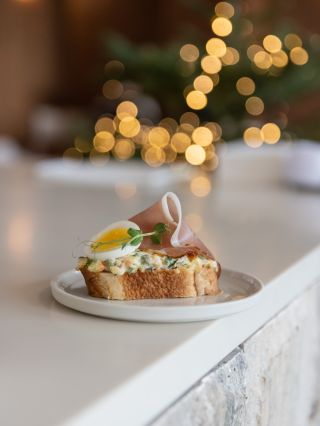 Silvestr a Nový rok oslavte s námi ✨ Zítra napečeme veky, rohlíky, uděláme pomazánky, nebo vám rovnou připravíme...